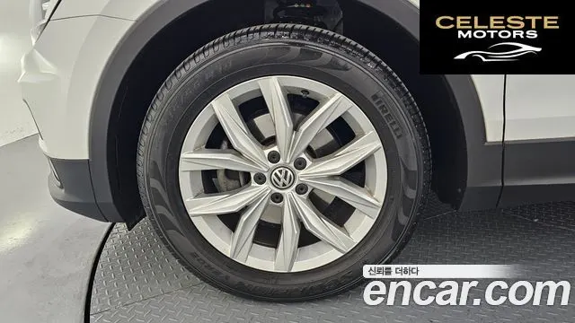 VOLKSWAGEN 22.0 TDI Premium 2020 — photo 5 sur 33