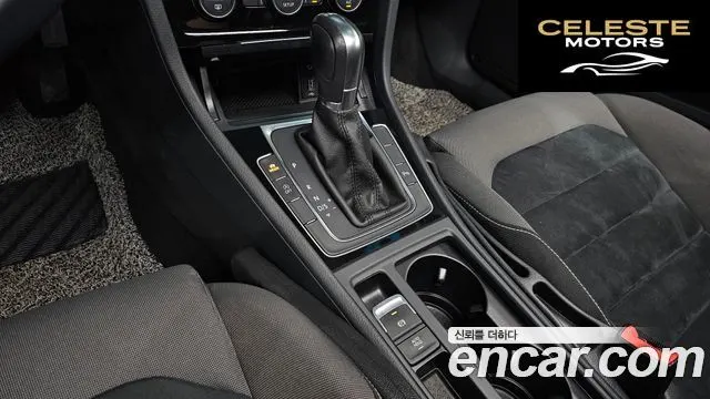 VOLKSWAGEN 71.4 TSI 2014 — photo 9 sur 20
