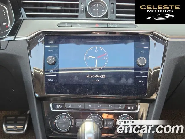 VOLKSWAGEN 2.0 TDI 2020 — photo 11 sur 26