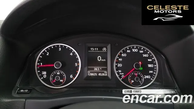 VOLKSWAGEN 2.0 TDI 2015 — photo 8 sur 26