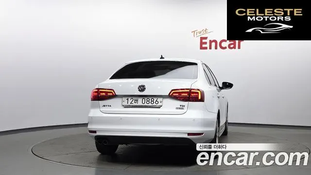 VOLKSWAGEN 2.0 TDI Premium 2016 — photo 4 sur 20
