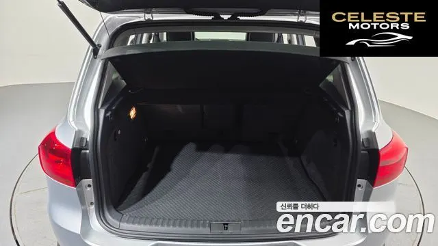 VOLKSWAGEN 2.0 TDI Premium 2014 — photo 20 sur 26