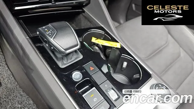 VOLKSWAGEN 33.0 TDI 2021 — photo 12 sur 33