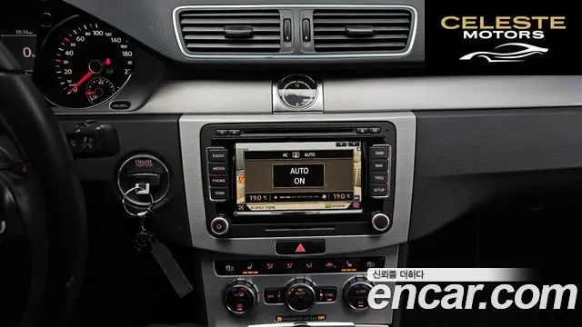 VOLKSWAGEN CC 2.0 TSI 2013 — photo 20 sur 34