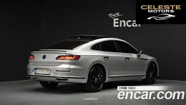 VOLKSWAGEN 2.0 TDI Premium 2020 — photo 2 sur 42