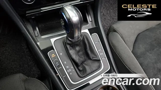 VOLKSWAGEN 72.0 TDI 2016 — photo 11 sur 31