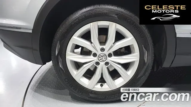 VOLKSWAGEN 22.0 TDI Premium 2018 — photo 5 sur 20