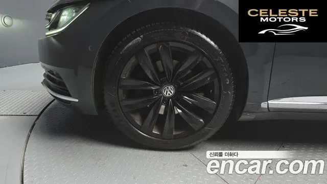 VOLKSWAGEN 2.0 TDI 2019 — photo 5 sur 26