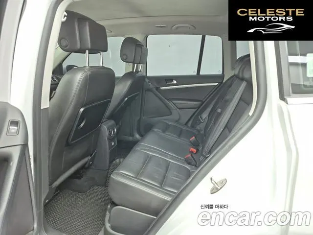 VOLKSWAGEN 2.0 TDI Premium 2014 — photo 11 sur 24