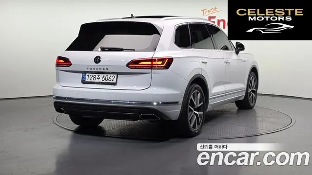 VOLKSWAGEN 33.0 TDI 2021 — photo 2 sur 20