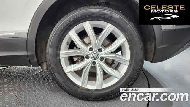 VOLKSWAGEN 22.0 TDI Premium 2020 — photo 7 sur 34