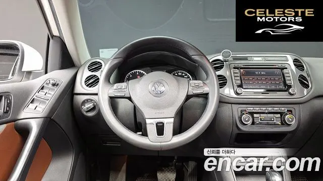 VOLKSWAGEN 2.0 TDI Premium 2014 — photo 12 sur 20