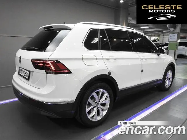 VOLKSWAGEN 22.0 TDI Premium 2020 — photo 3 sur 26
