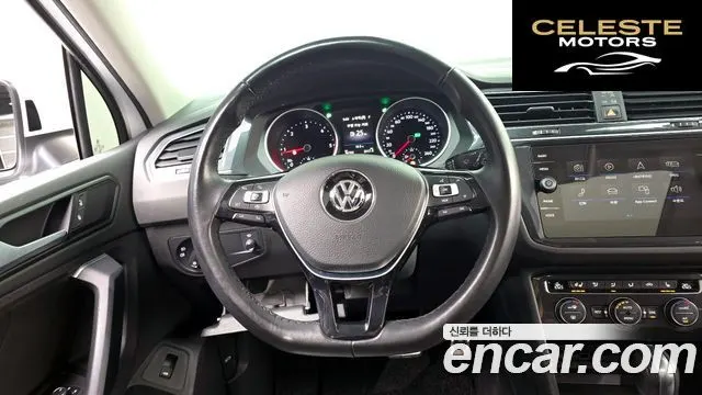 VOLKSWAGEN 22.0 TDI 2020 — photo 18 sur 32