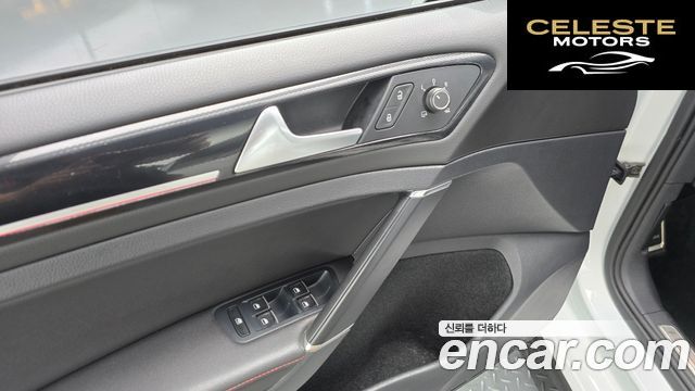 VOLKSWAGEN 72.0 GTI 2015 — photo 15 sur 20