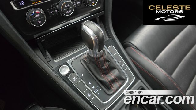 VOLKSWAGEN 72.0 GTI 2015 — photo 9 sur 20