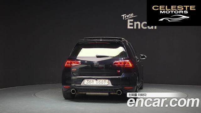 VOLKSWAGEN 72.0 GTI 2015 — photo 4 sur 20