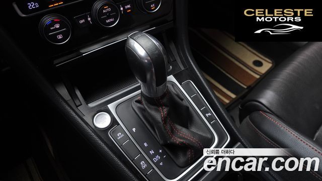 VOLKSWAGEN 72.0 GTI 2015 — photo 9 sur 20