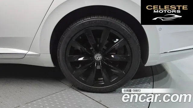 VOLKSWAGEN 2.0 TDI 2020 — photo 7 sur 32