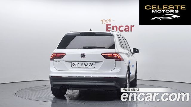 VOLKSWAGEN 22.0 TDI Premium 2020 — photo 4 sur 20