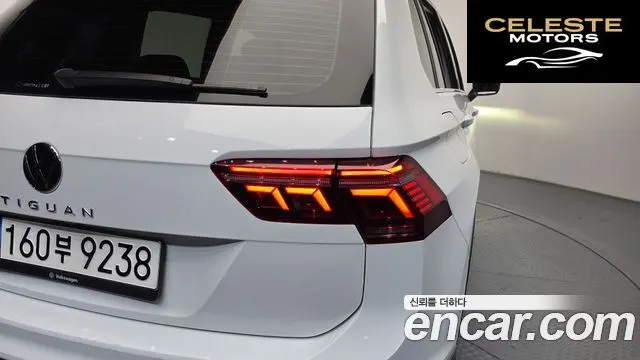 VOLKSWAGEN 22.0 TDI 2021 — photo 9 sur 38