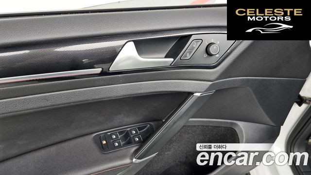 VOLKSWAGEN 72.0 GTI 2015 — photo 18 sur 20
