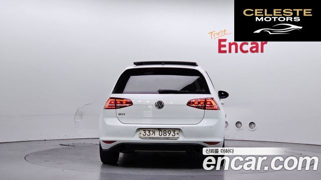 VOLKSWAGEN 72.0 GTI 2015 — photo 4 sur 20