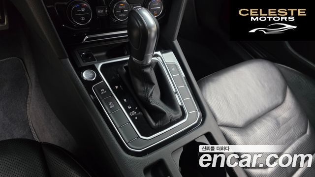 VOLKSWAGEN 2.0 TDI 2019 — photo 12 sur 33