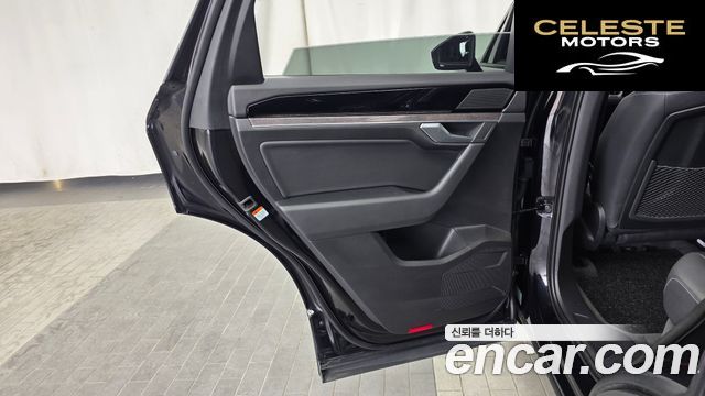 VOLKSWAGEN 33.0 TDI Premium 2021 — photo 15 sur 35