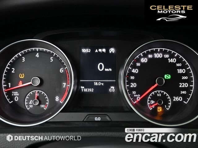 VOLKSWAGEN 71.4 TSI Premium 2014 — photo 8 sur 26
