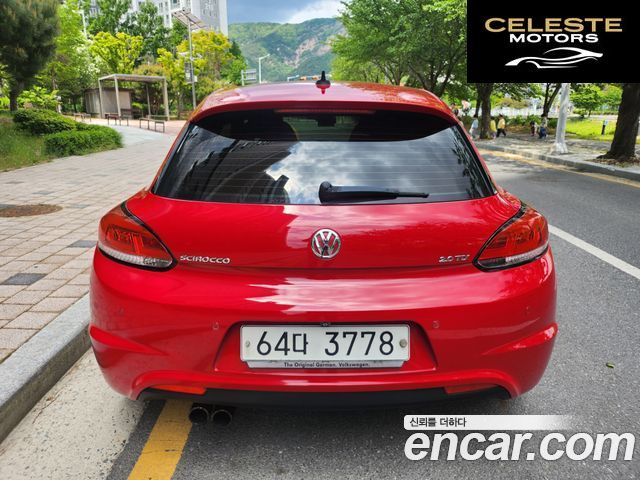 VOLKSWAGEN 2.0 TDI R-Line 2013 — photo 4 sur 26