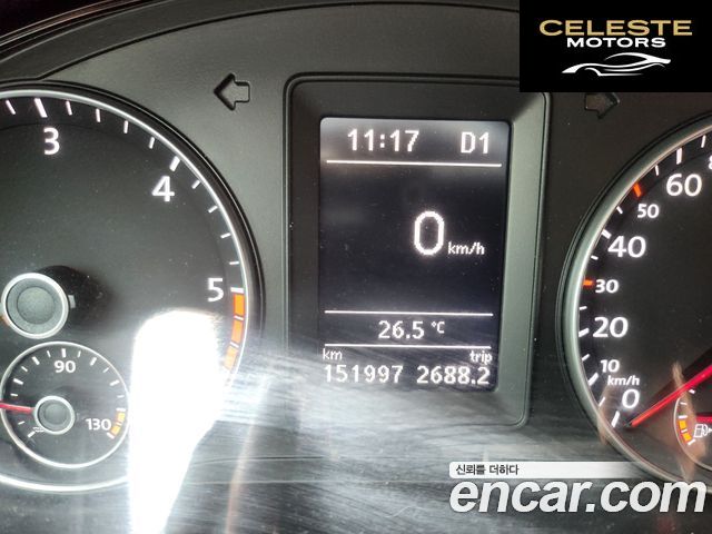 VOLKSWAGEN 2.0 TDI R-Line 2013 — photo 8 sur 26