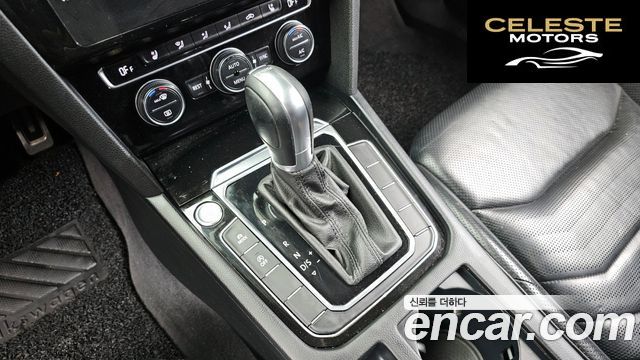 VOLKSWAGEN 2.0 TDI Premium 2019 — photo 9 sur 26
