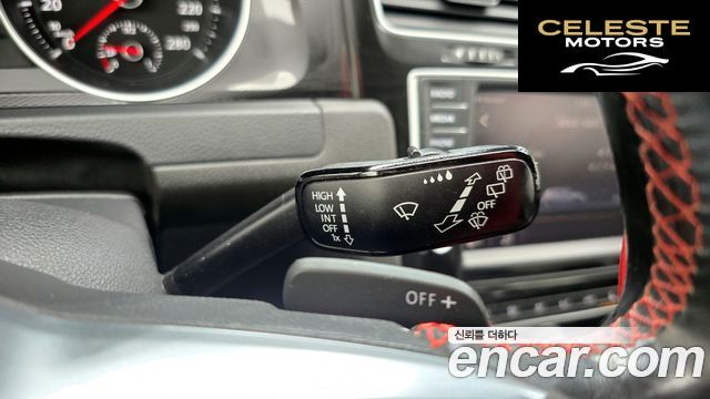 VOLKSWAGEN 72.0 GTI 2015 — photo 17 sur 20