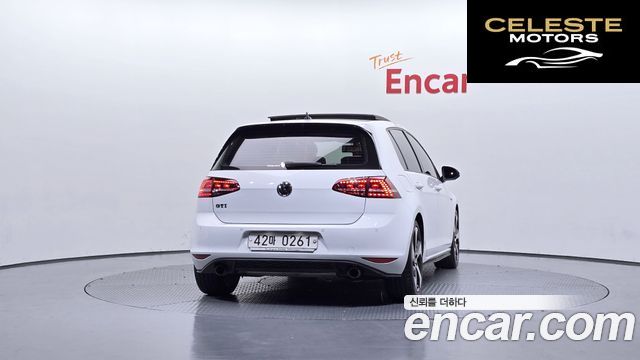 VOLKSWAGEN 72.0 GTI 2015 — photo 4 sur 20