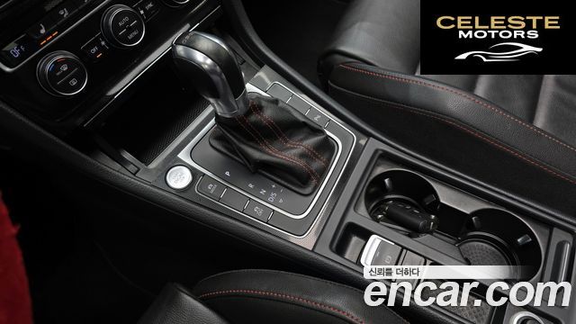 VOLKSWAGEN 72.0 GTI 2015 — photo 9 sur 20