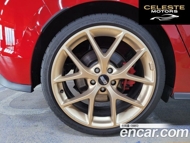 VOLKSWAGEN 82.0 GTI 2023 — photo 20 sur 26