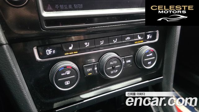 VOLKSWAGEN 72.0 GTI 2014 — photo 16 sur 20