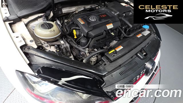 VOLKSWAGEN 72.0 GTI 2014 — photo 6 sur 20