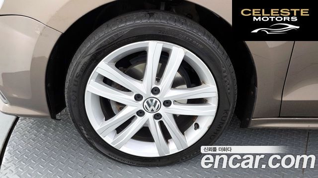 VOLKSWAGEN 2.0 TDI Premium 2015 — photo 5 sur 26