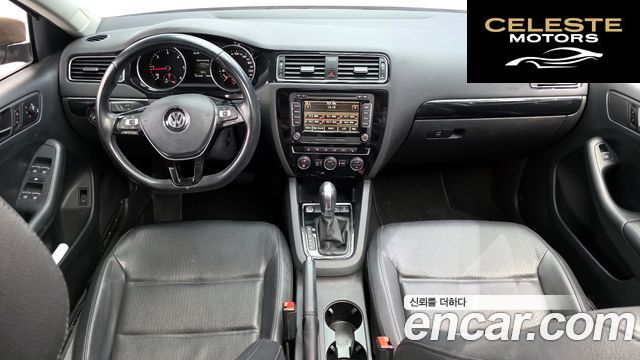 VOLKSWAGEN 2.0 TDI Premium 2015 — photo 7 sur 26