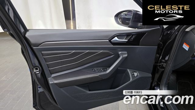 VOLKSWAGEN 71.5 TSI 2023 — photo 14 sur 31