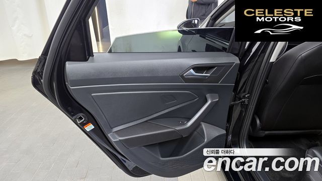 VOLKSWAGEN 71.5 TSI 2023 — photo 15 sur 31