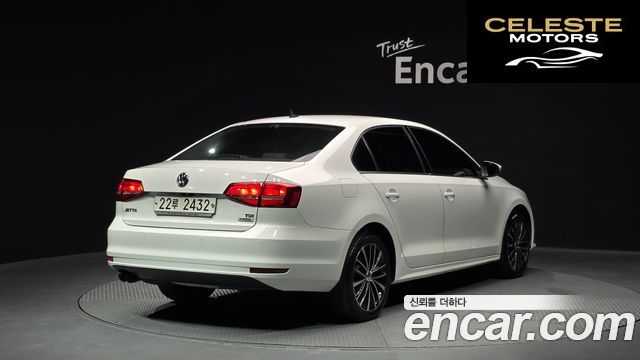 VOLKSWAGEN 2.0 TDI 2015 — photo 2 sur 20