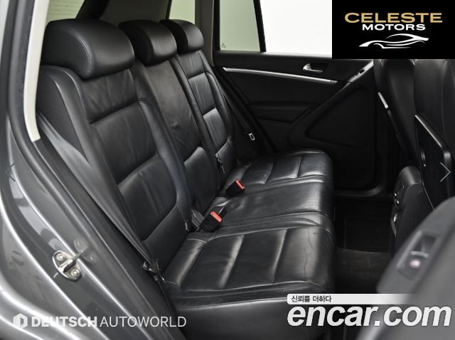 VOLKSWAGEN 2.0 TDI Premium 2012 — photo 12 sur 26