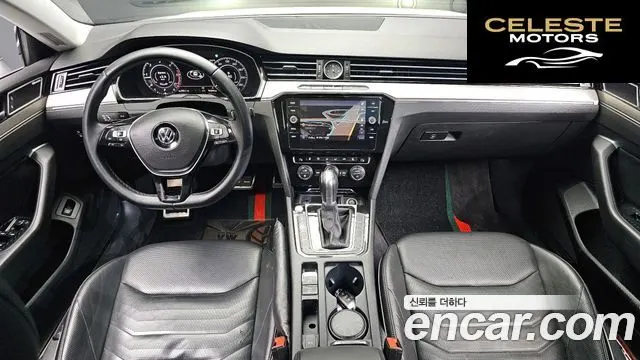 VOLKSWAGEN 2.0 TDI Premium 2019 — photo 10 sur 32