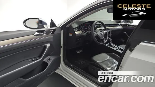 VOLKSWAGEN 2.0 TDI 2019 — photo 12 sur 35
