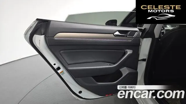 VOLKSWAGEN 2.0 TDI 2019 — photo 14 sur 35