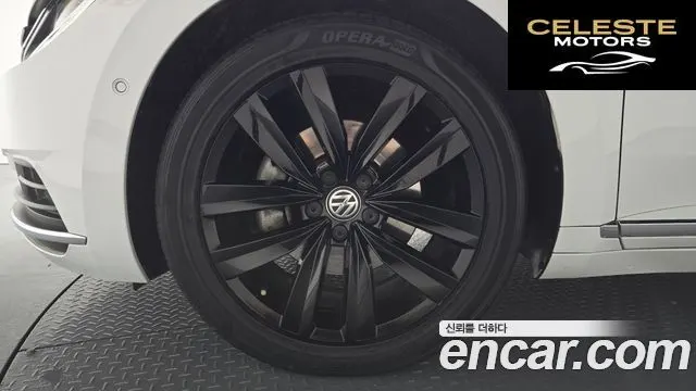VOLKSWAGEN 2.0 TDI 2019 — photo 4 sur 35