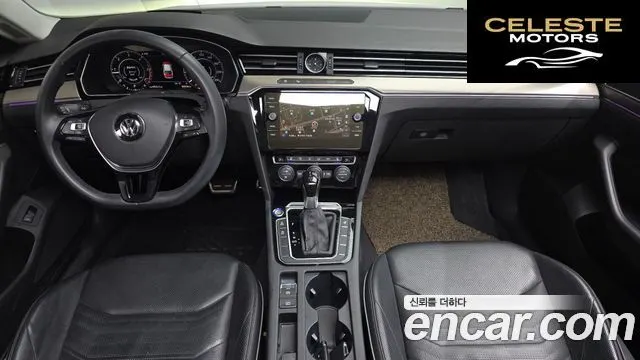 VOLKSWAGEN 2.0 TDI 2019 — photo 9 sur 35